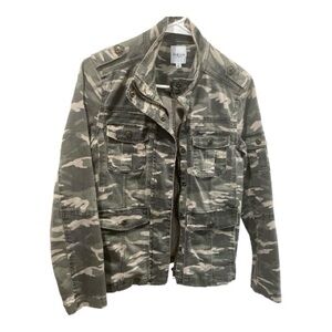 Kenzie Women’s Size Small Camouflage Military Style Jacket